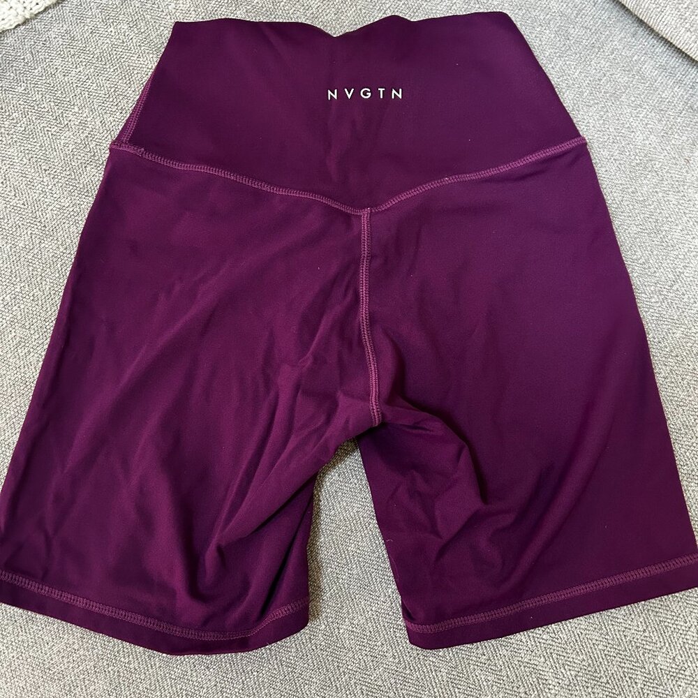 NVGTN Biker Shorts in Plum Purple Size M